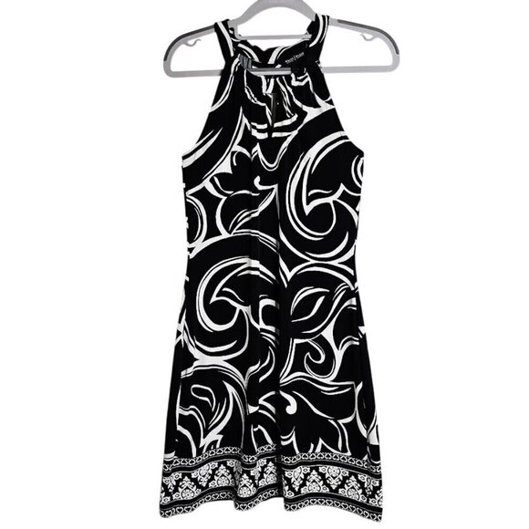 White House Black Market Dresses & Skirts - WHITE HOUSE BLACK MARKET Summer Dress BLACK WHITE size XS Sleeveless Art To Wear